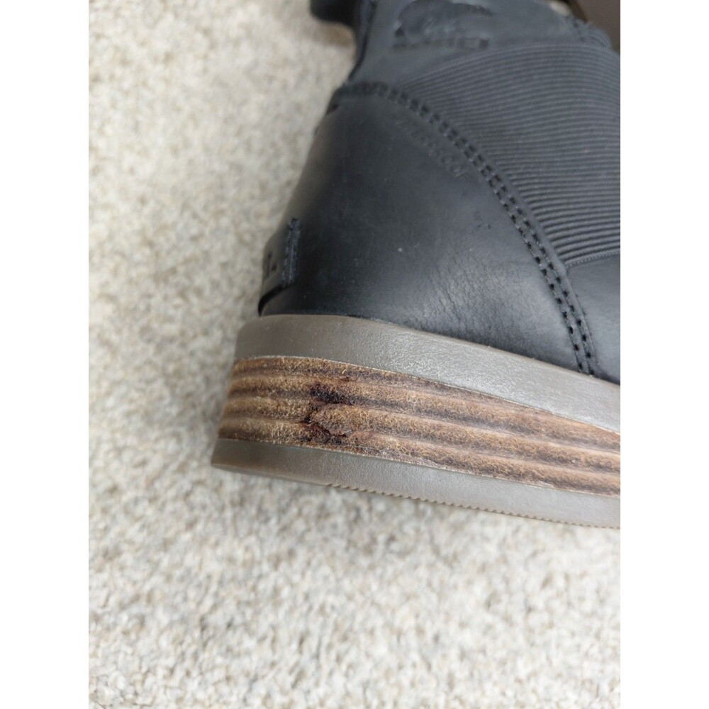 Sorel Taupe and Black Ankle Booties - Picture 11 of 16